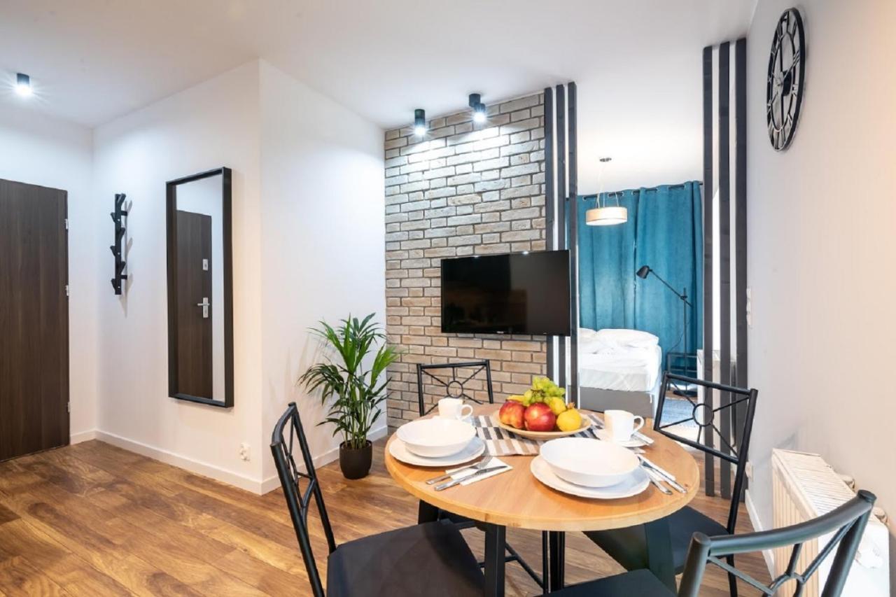Nice Apartments Торунь Екстер'єр фото