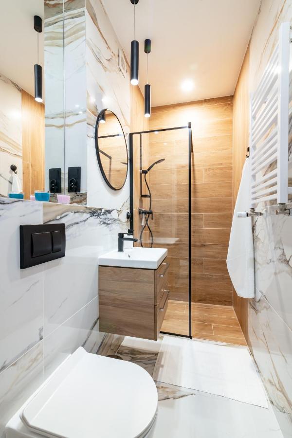 Nice Apartments Торунь Екстер'єр фото